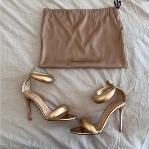 Gold Gianvitto Rossi Bijoux heels